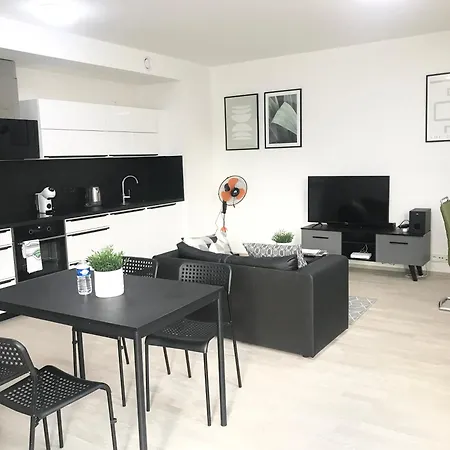 Apartament Apartmantplus01 *
